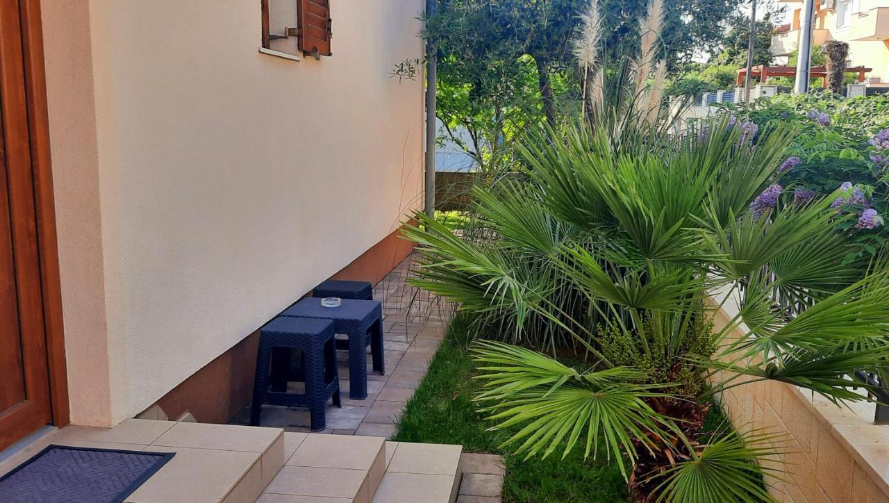Cute Shabby Chic Apartment Ella Zadar Extérieur photo